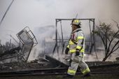 fireworks_garage_fire_07049.jpg