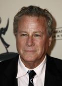 obit_john_heard_49856.jpg