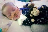Britain_Sick_Baby_84837.jpg-fc5cf.jpg