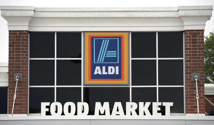 This June 5, 2017, photo, shows an Aldi&#39;s Food Market in Salem, N.H. Amazon made a splash right away as the new owner of Whole Foods, slashing prices Monday, Aug. 28, on baby kale, avocados and ground beef. Other stores are competing fiercely to attract shoppers. Target is spending billions to remodel its stores and highlight its grocery section. And European entrants, such as discounters Aldi and Lidl, are opening more U.S. stores. (AP Photo/Elise Amendola)