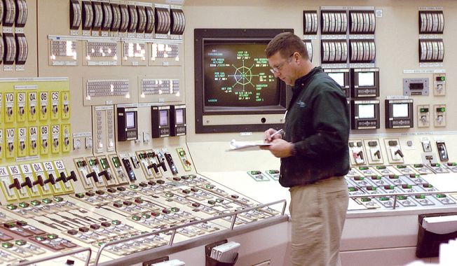Image of nuclear reactor control room courtesy of Nuclear Energy Institute.