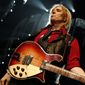 Tom Petty of Tom  Petty and The Heartbreakers performs at Madison Square Garden Tuesday, June 20, 2006 in New York.  (AP Photo/Jason DeCrow)
