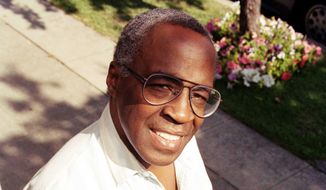 In this Sept. 4, 1991, file photo, actor Robert Guillaume poses for a portrait in Los Angeles. Guillaume, who won Emmy Awards for his roles on “Soap” and “Benson,” died Tuesday, Oct. 24, 2017 in Los Angeles at age 89. Guillaume’s widow Donna Brown Guillaume says he had been battling prostate cancer. (AP Photo/Chris Martinez, File)