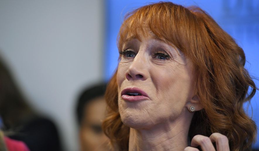 'Trump woodchipper': That leftist-cunt Kathy Griffin blames president for Hollywood blacklist People_kathy_griffin_93095_c0-127-5118-3111_s885x516
