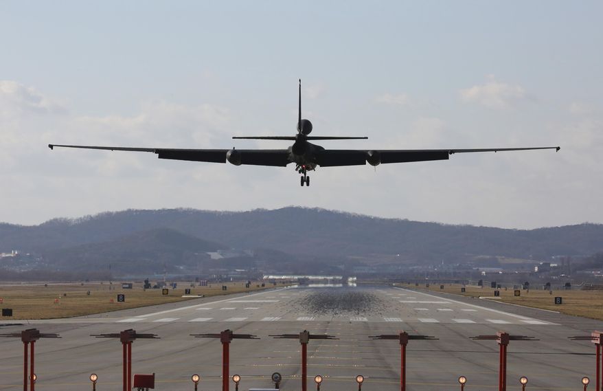A U.S. Air Force U-2s spy plane prepares to land at the Osan U.S. Air Base in Pyeongtaek, South Korea, Monday, Dec. 4, 2017. Hundreds of aircrafts including two dozen stealth jets began training Monday as the United States and South Korea launched their biggest-ever combined air force exercise. (AP Photo/Ahnn Young-joon)