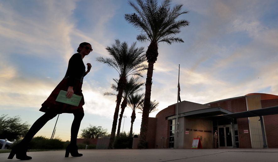 Voters in Arizona will be casting ballots in a marquee U.S. Senate race and several crucial House contests next year, but the state&#x27;s numbers show that neither party is doing particularly well in winning them over. (Associated Press/File)