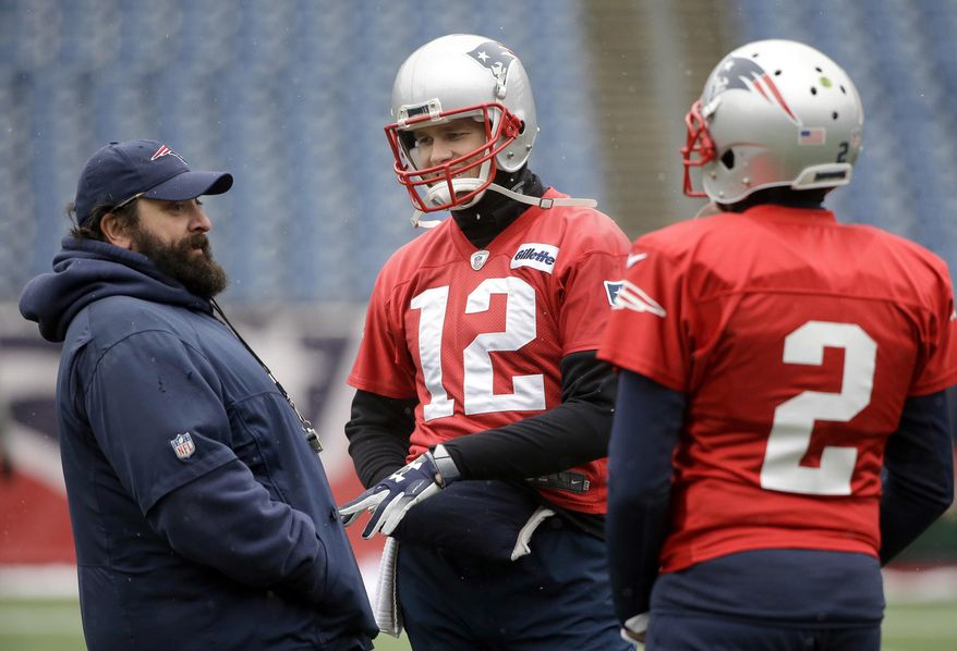 New England Patriots defensive coordinator Matt Patricia, left, speaks with quarterbacks Tom Brady (12) and Brian Hoyer (2) during an NFL football practice, Wednesday, Jan. 17, 2018, at Gillette Stadium, in Foxborough, Mass. (AP Photo/Steven Senne)