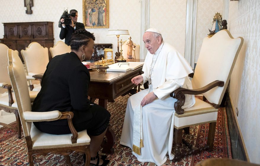 Youngest child of civil rights leaders Martin Luther King Jr. Bernice King meets with Pope Francis on the occasion of their private audience, at the Vatican, Monday, March 12, 2018.(L'Osservatore Romano/Pool Photo via AP)