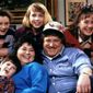 Roseanne (ABC) season 1, Fall 1988; Shown: [top] Sara Gilbert, Alicia Goranson, Laurie Metcalf [on sofa] Michael Fishman, Roseanne, John Goodman