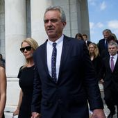 Robert F. Kennedy, Jr. and his wife, Cheryl Hines, (center) honor the anniversary of Robert F. Kennedy&#x27;s death. Kennedy was presidential candidate.