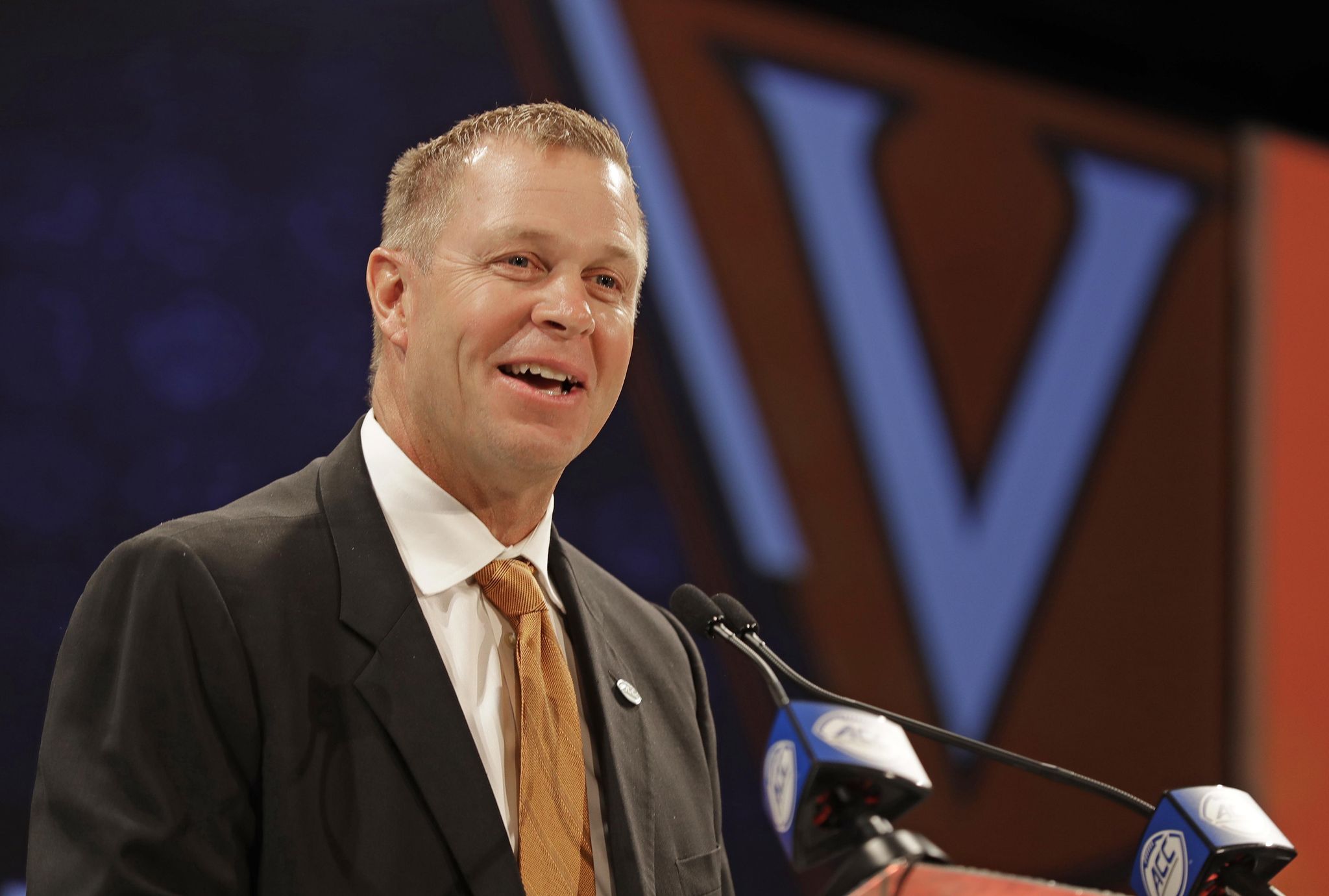 Bronco Mendenhall pledges $500,000 to Virginia fundraising project - Washington ...