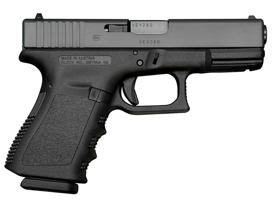 Glock 19 in 9 mm Luger is ideal for a versatile role thanks to its reduced dimensions when compared to the standard sized option. In addition to its use as a conventional service pistol, it is ideal for use as a backup weapon, for concealed carry purpose and home protection.