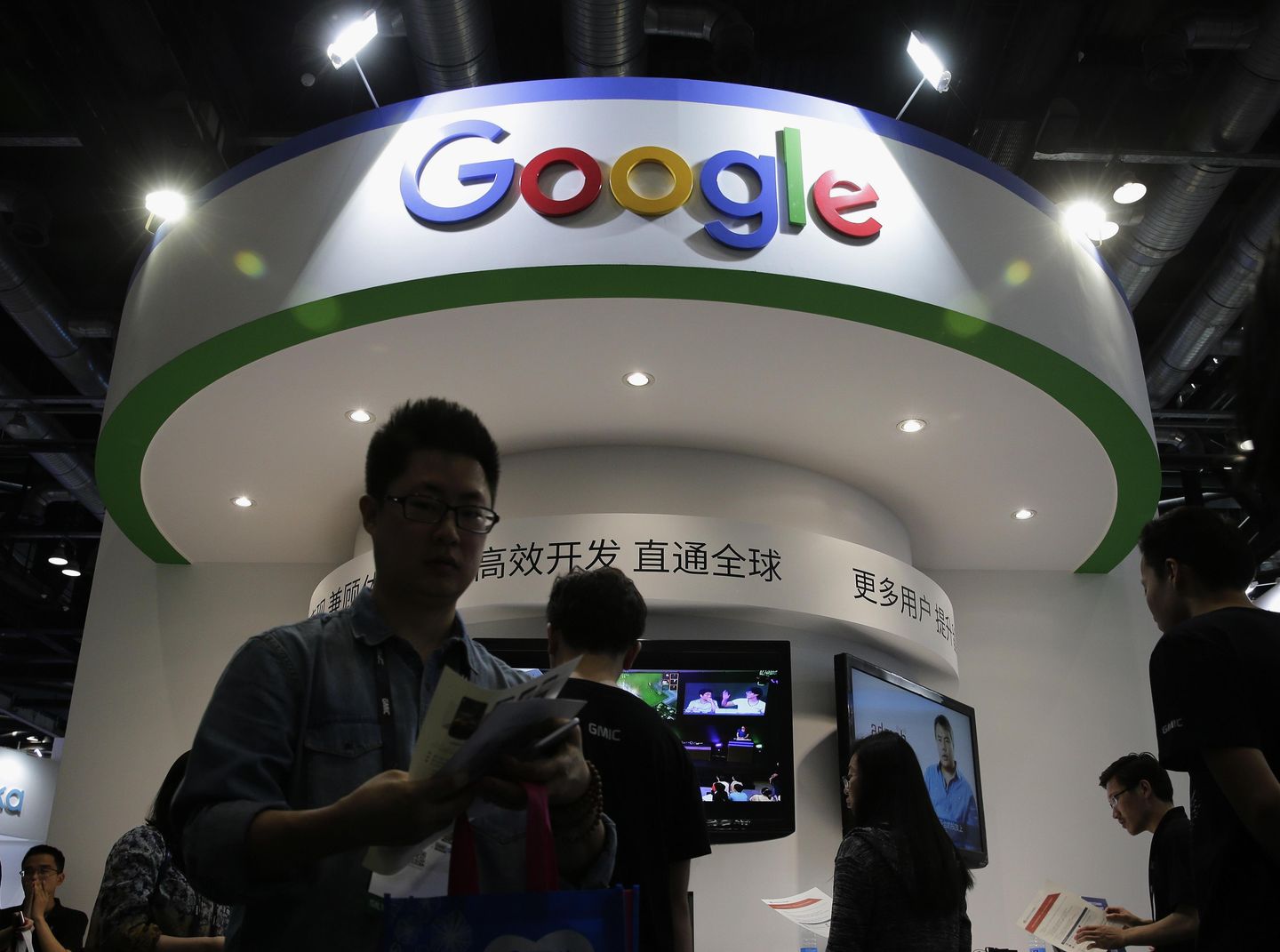 Google arama sonuçları, Çin'in COVID kökenleri, insan hakları sicili hakkındaki anlatılarını yükseltiyor: Çalışma