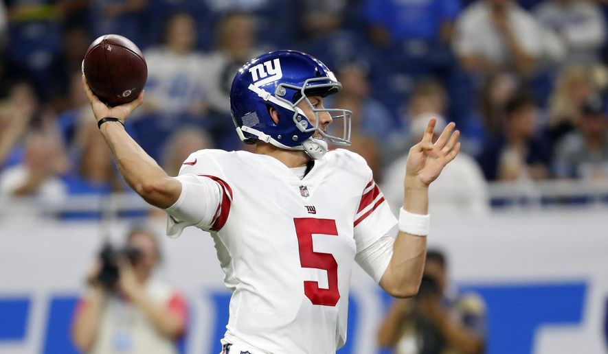 New York Giants quarterback Davis Webb throws during the first half of an NFL football game against the Detroit Lions, Friday, Aug. 17, 2018, in Detroit. (AP Photo/Paul Sancya)