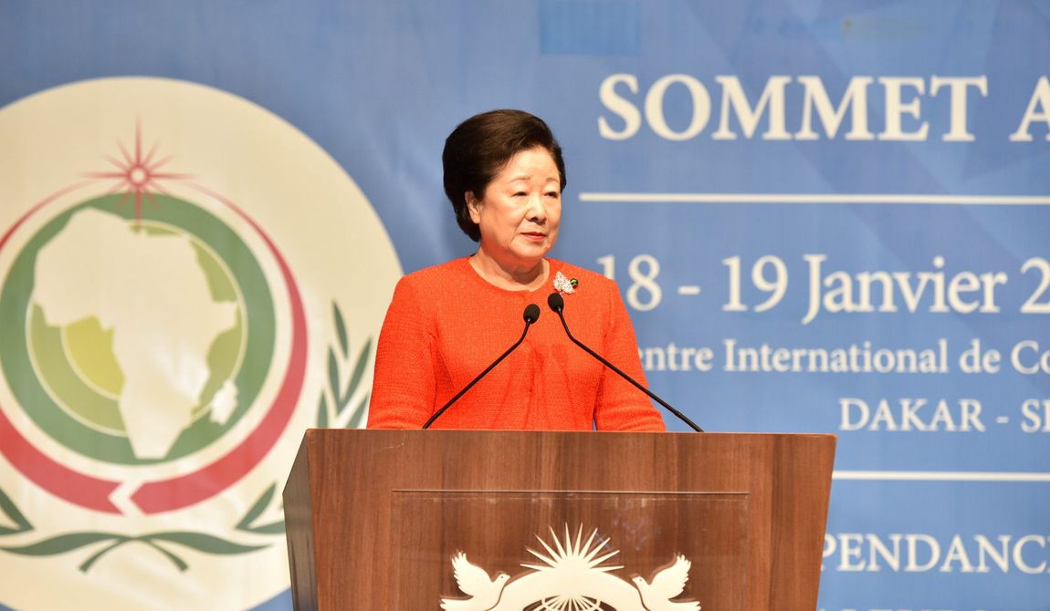 Dr. Hak Ja Han Moon shared her vision for "Heavenly Africa" at the Africa Summit in Dakar, Senegal. (PHOTO CREDIT: HSA-UWC)