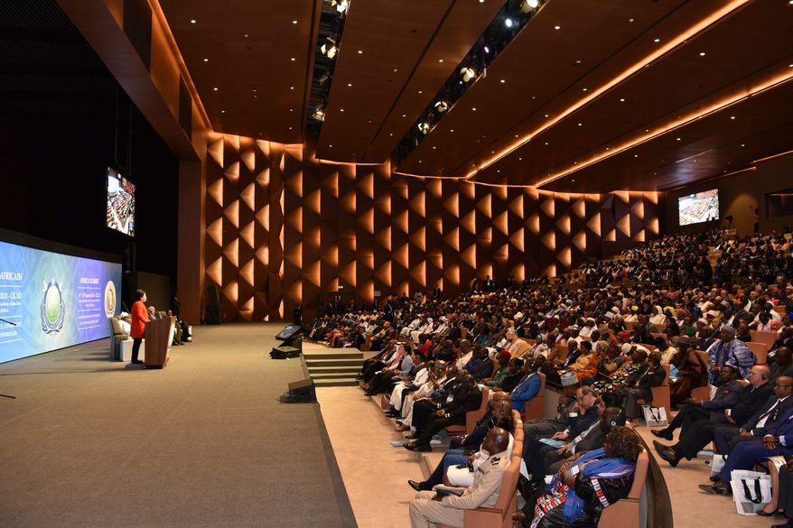 More than 1,200 parliamentarians, tribal kings, and leaders of religious, women and youth organizations gathered from all Africa for Summit. (PHOTO CREDIT: HSA-UWC)