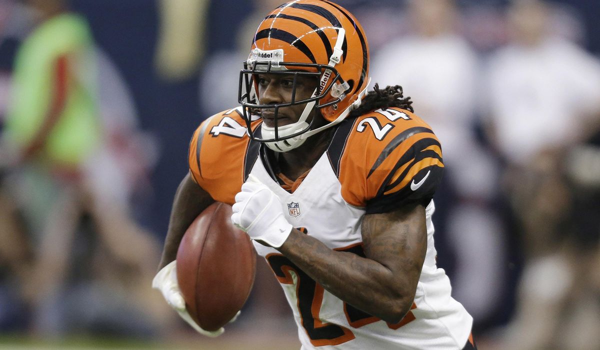 NextImg:Ex-NFL star Adam ‘Pacman’ Jones arrested at airport after report of ‘unruly passenger’