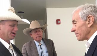 Ryan Bundy (left) with his father Cliven gets the endorsement of former Rep. Ron Paul (right). (Image: Facebook/RonPaul)