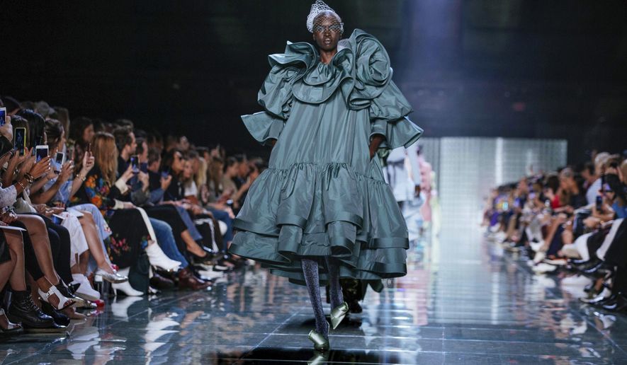 The Marc Jacobs spring 2019 collection is modeled during Fashion Week Wednesday, Sept. 12, 2018, in New York. (AP Photo/Kevin Hagen)