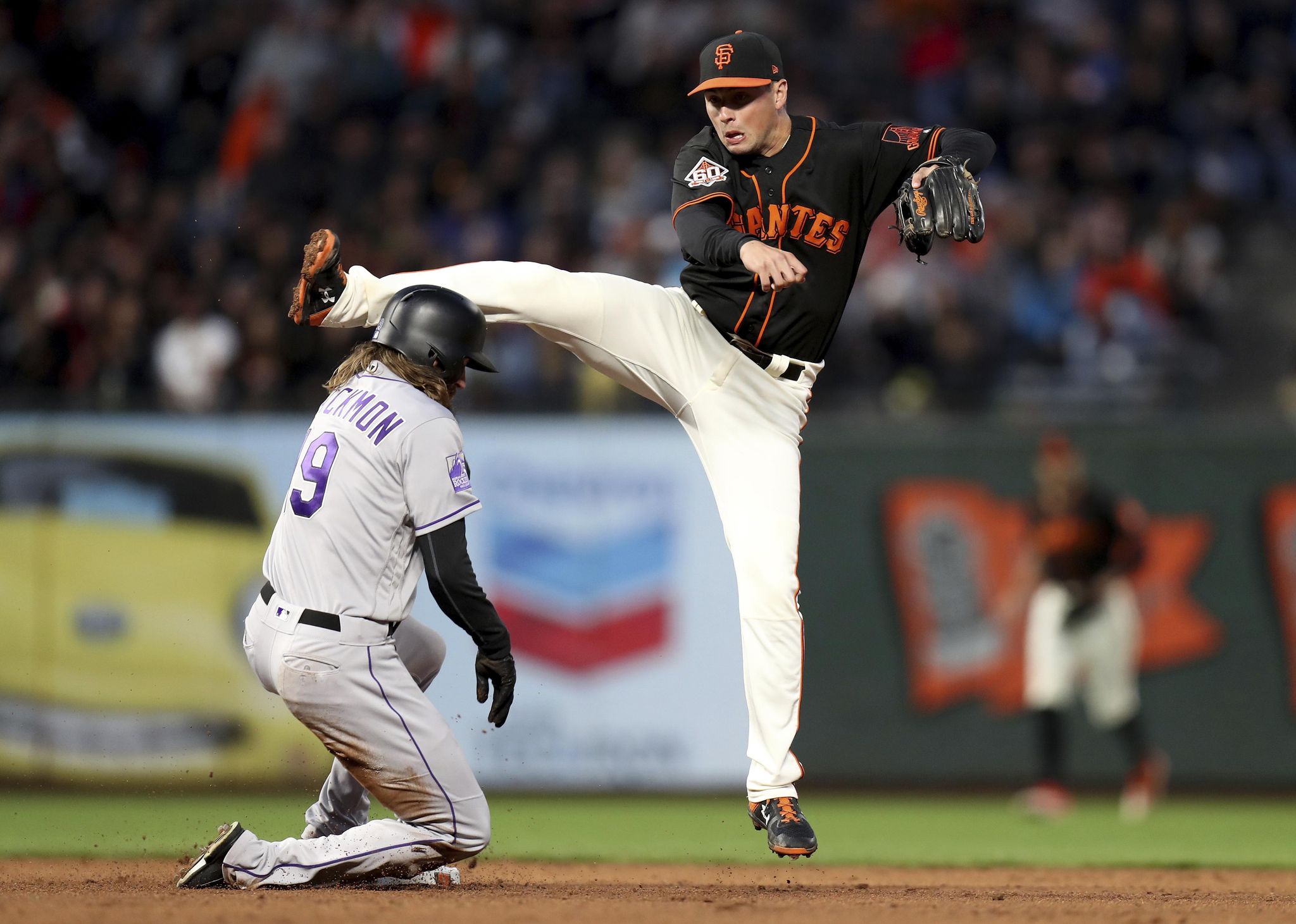 Bumgarner, Giants' pen knock Rockies out of 1st in division - Washington Times