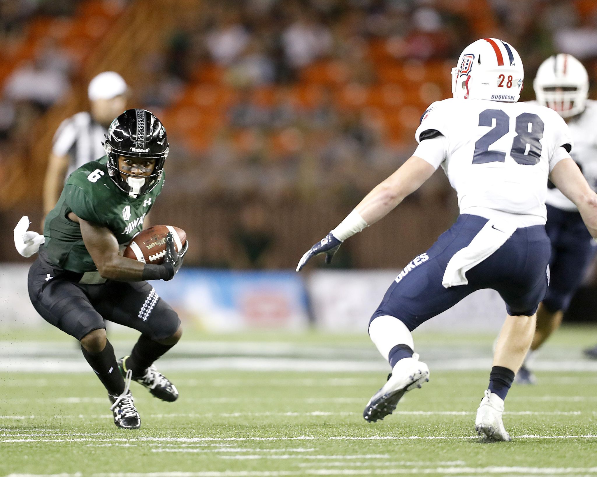 McDonald's 5 TD passes help Hawaii beat Duquesne 42-21 - Washington Times