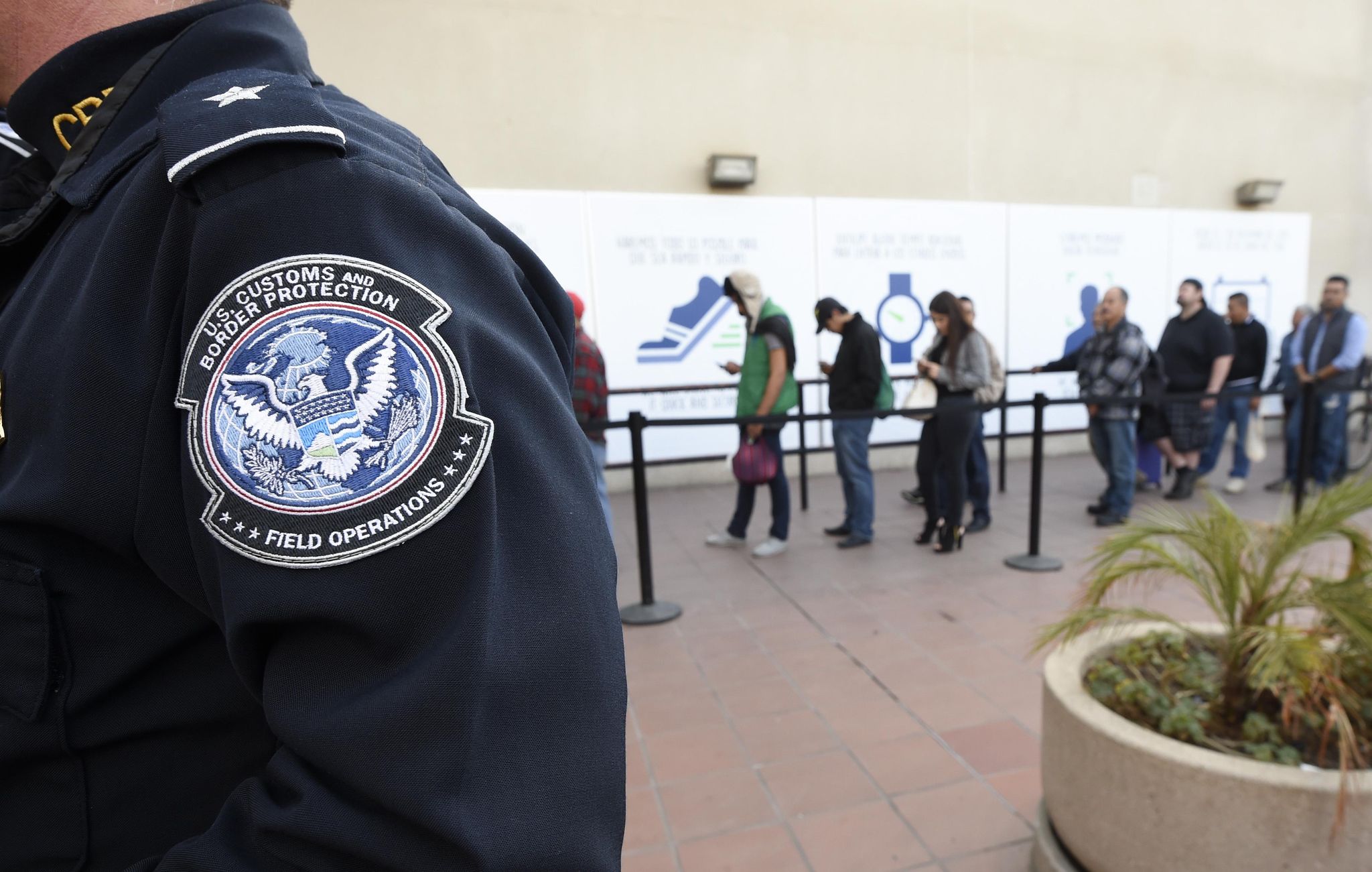 Trump administration moves to deny green cards to immigrants on public aid - Washington Times
