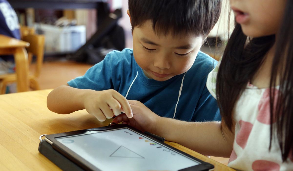NextImg:Study links increased toddler screen time to angry bedtime outbursts