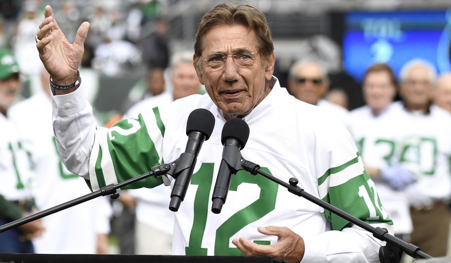 Former New York Jets quarterback Joe Namath speaks during a halftime celebration honoring the 50th anniversary of Super Bowl III during an NFL football game between the Jets and the Indianapolis Colts, Sunday, Oct. 14, 2018, in East Rutherford, N.J. (AP Photo/Bill Kostroun) ** FILE **
