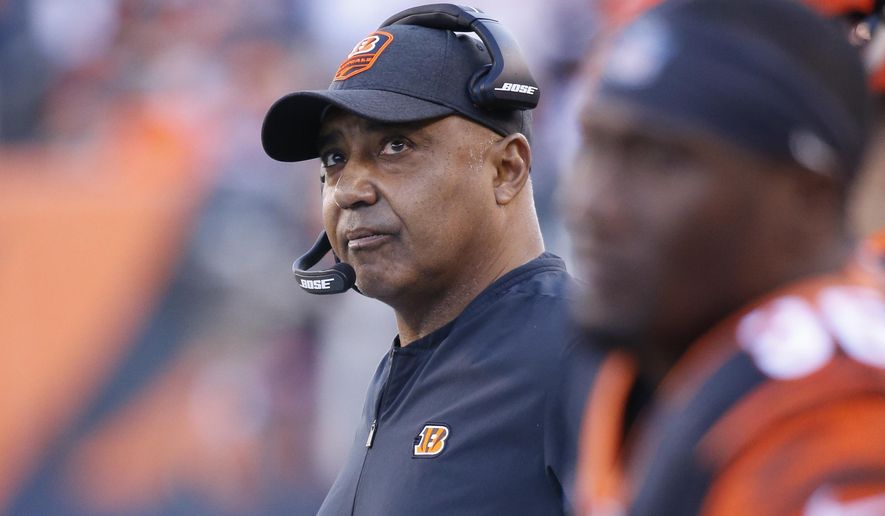 Cincinnati Bengals head coach Marvin Lewis works the sidelines in the first half of an NFL football game against the Denver Broncos, Sunday, Dec. 2, 2018, in Cincinnati. (AP Photo/Frank Victores)