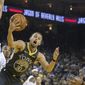 Golden State Warriors guard Stephen Curry (30) gets a rebound against the Los Angeles Clippers in the second quarter of an NBA basketball game, Sunday, Dec. 23, 2018, in Oakland, Calif. (AP Photo/John Hefti)