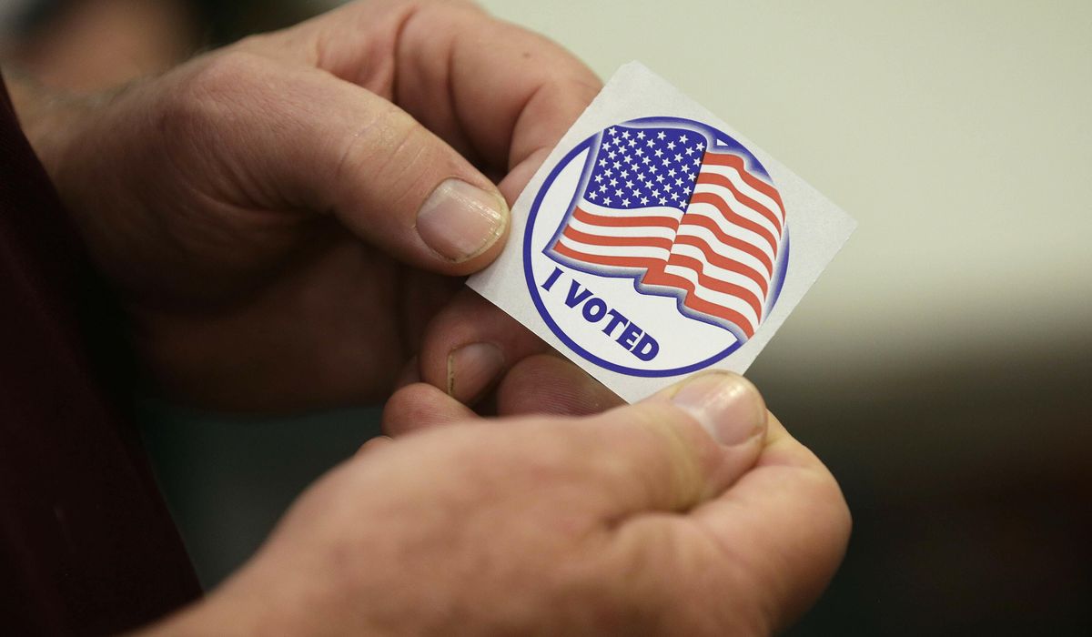 NextImg:Video shows noncitizens registered to vote in Arizona