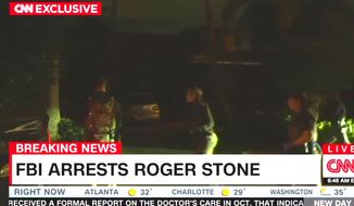 FBI agents arrest longtime political operative Roger Stone on Jan. 25, 2019 at his Fort Lauderdale, Florida, home. (Image: CNN screenshot)