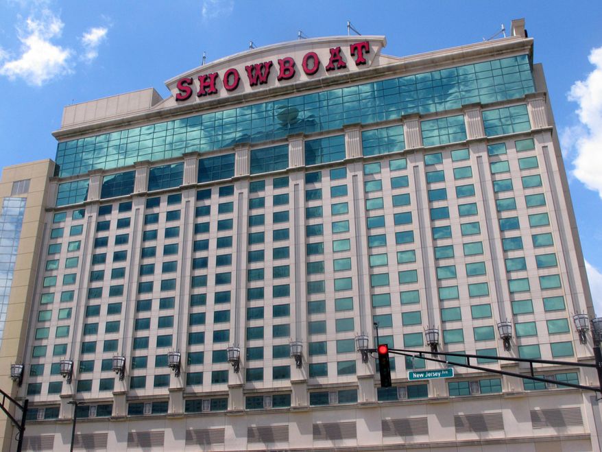 This June 8, 2016 photo shows the exterior of the Showboat hotel in Atlantic City, N.J. On Monday, March 18, 2019, Bart Blatstein, owner of the hotel, said he is moving forward with plans to return casino gambling to the site for the first time since 2014. (AP Photo/Wayne Parry)