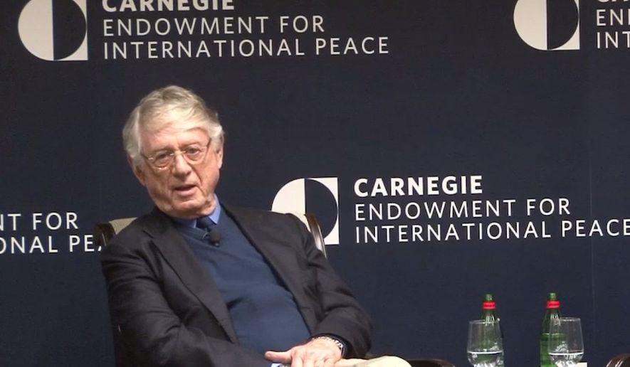 Ted Koppel discusses modern journalism at Carnegie Endowment for International Peace, March 7, 2019. (Image: YouTube, Pulitzer Center video screenshot) 