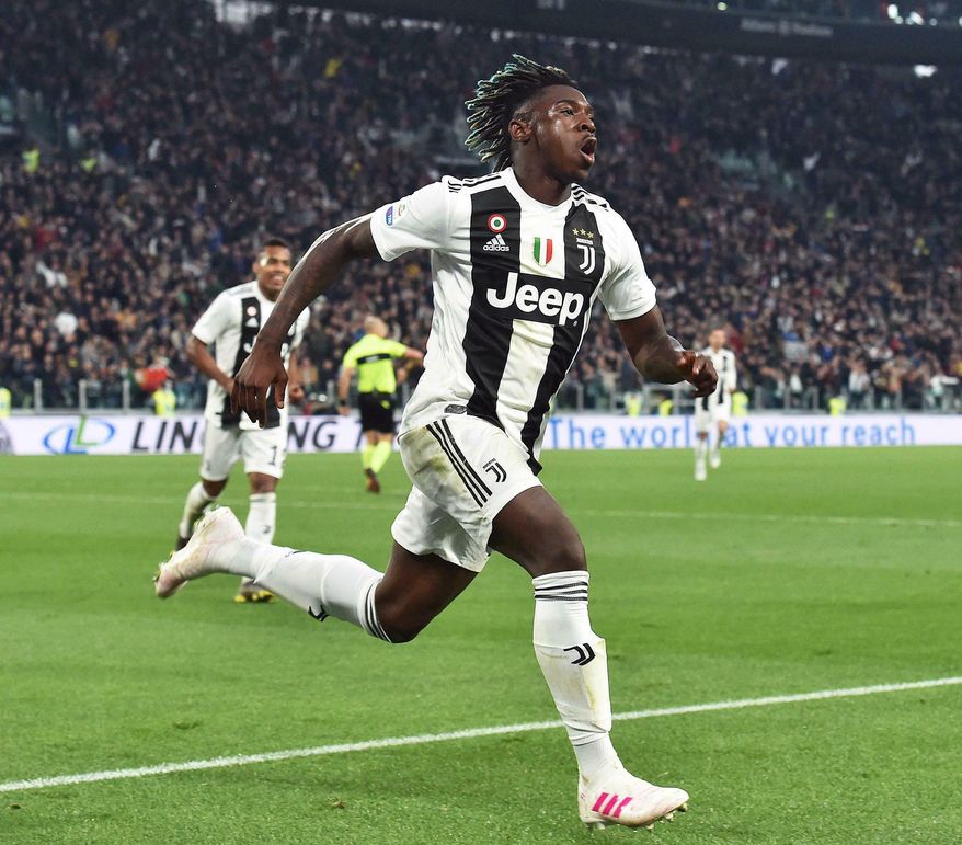 Juventus&#39; Moise Kean celebrates after scoring his team&#39;s second goal during the Italian Serie A soccer match between Juventus and AC Milan at the Allianz Stadium in Turin, Italy, Saturday, April 6, 2019.  (Andrea Di Marco/ANSA via AP)