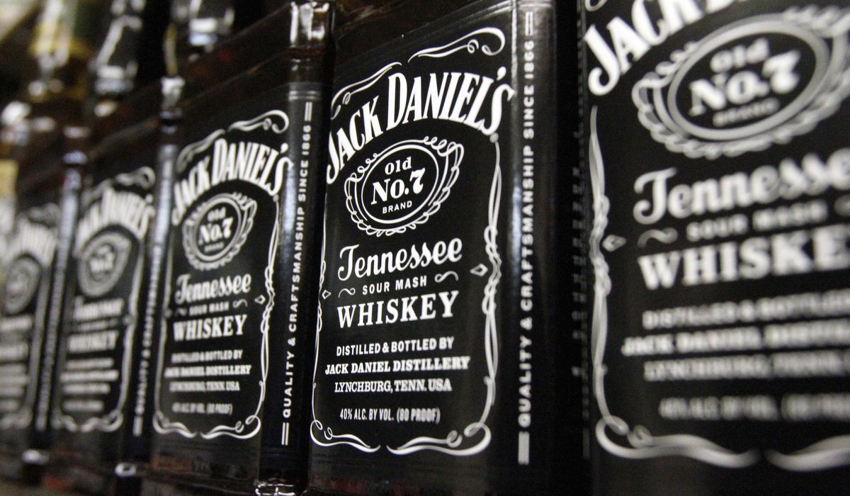 NextImg:Jack Daniel’s maker Brown-Forman to cut 12% of staff