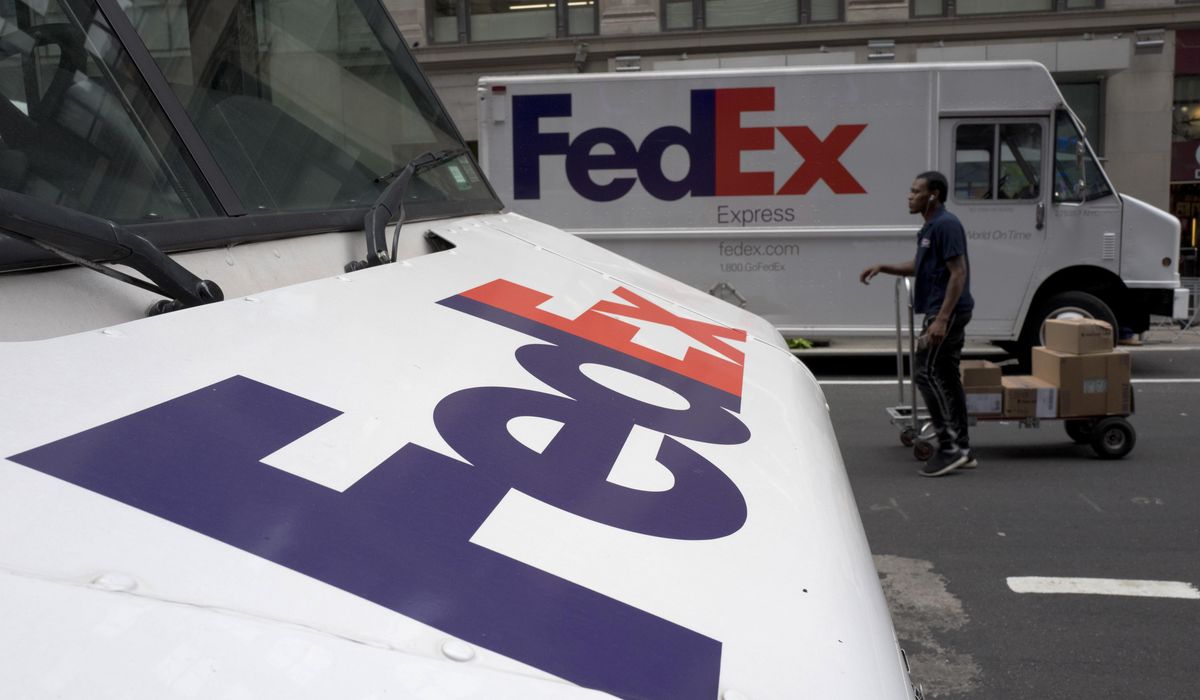 Fred Smith, FedEx CEO, challenges NY Times publisher to debate after 'outrageous' tax story - Washington Times