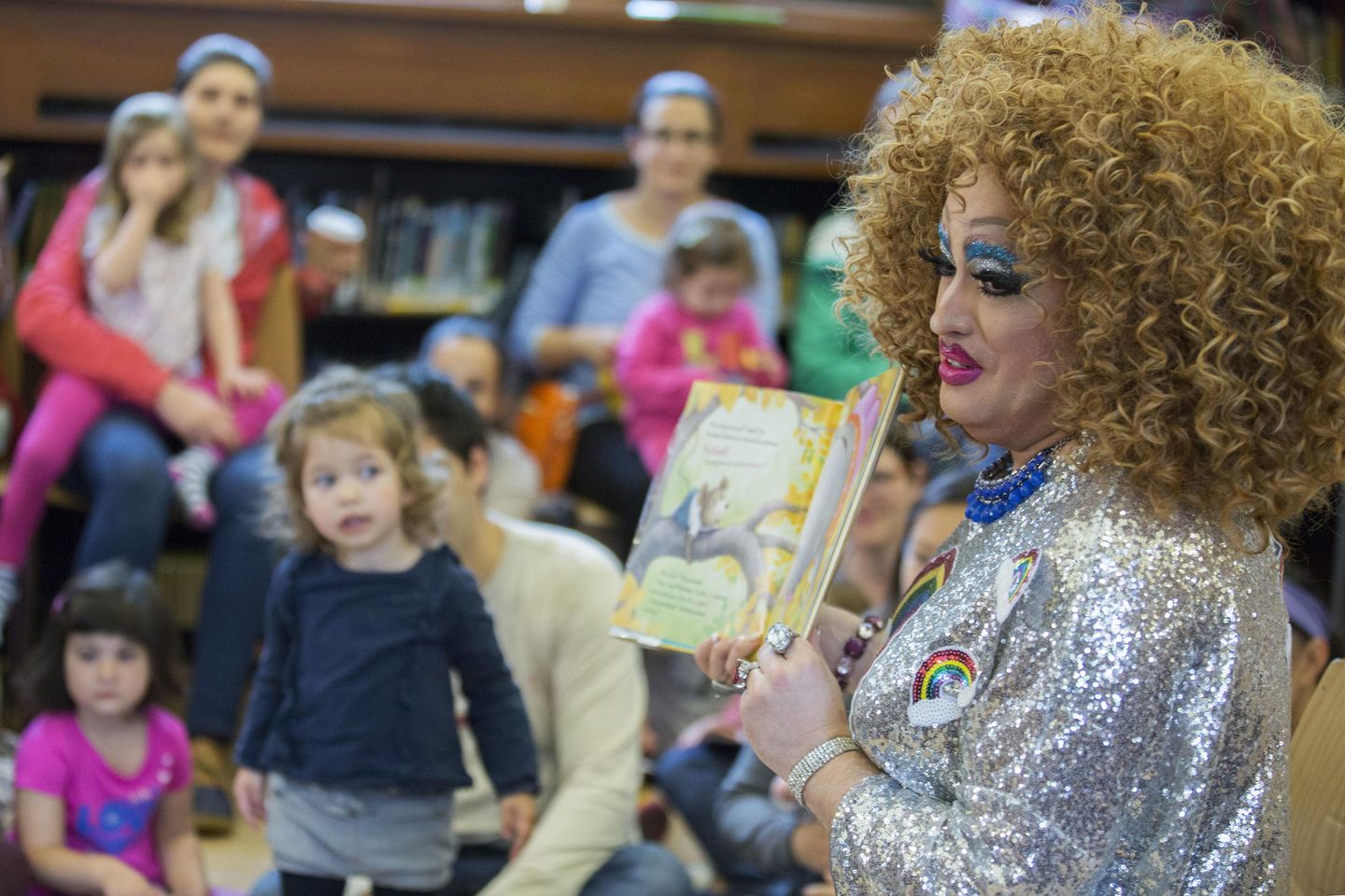 Pride month melihat lonjakan acara drag queen untuk anak-anak