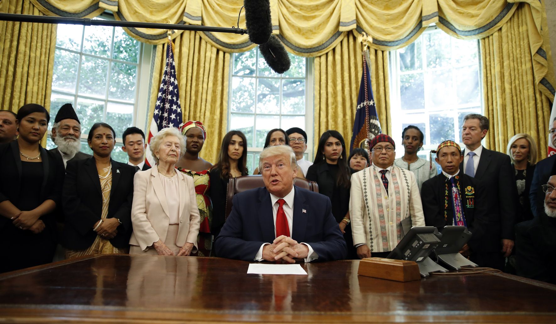 Trump hosts survivors of religious persecution in Oval Office