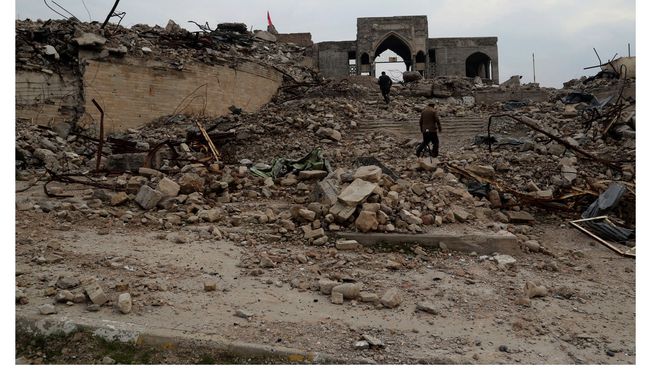The destruction of the Tomb of Jonah in Mosul, Iraq, on Jan. 21, 2017, by Islamic State militants is an example of the global uptick in violence targeting houses of worship that drew condemnation from the U.S. Commission on Internation Religious Freedom. (ASSOCIATED PRESS)