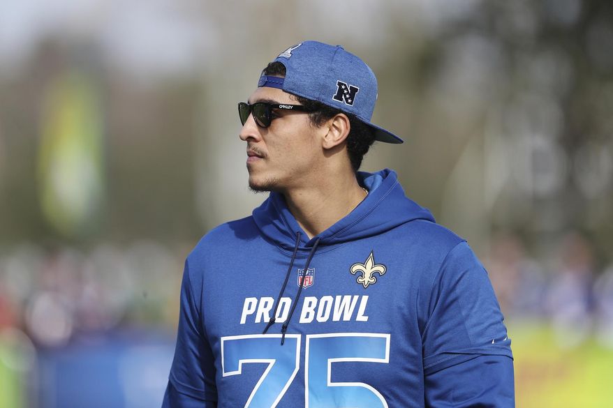 This Jan. 23, 2019 photo shows NFC tackle Andrus Peat in action during Pro Bowl NFL football practice in Kissimmee, Fla. A person familiar with the situation says Peat had surgery to repair a broken arm on Wednesday, Nov. 13, 2019 and is expected to be sidelined about six weeks. The person spoke to The Associated Press on condition of anonymity because the extent of Peat’s injury and his surgical repair has not been announced. ESPN first reported those details. (AP Photo/Gregory Payan)
