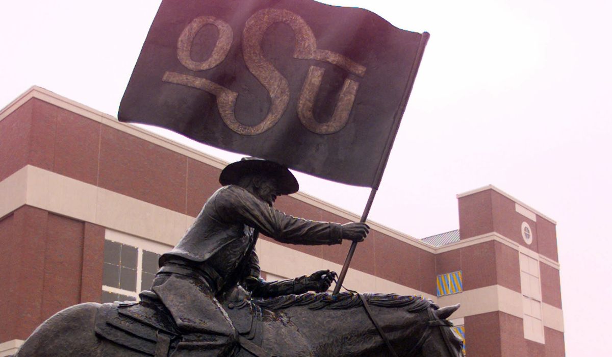 NextImg:Drag queens on college campuses face red-state pushback as shows proliferate
