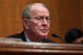 128_2019_lamar-alexander8201.jpg
