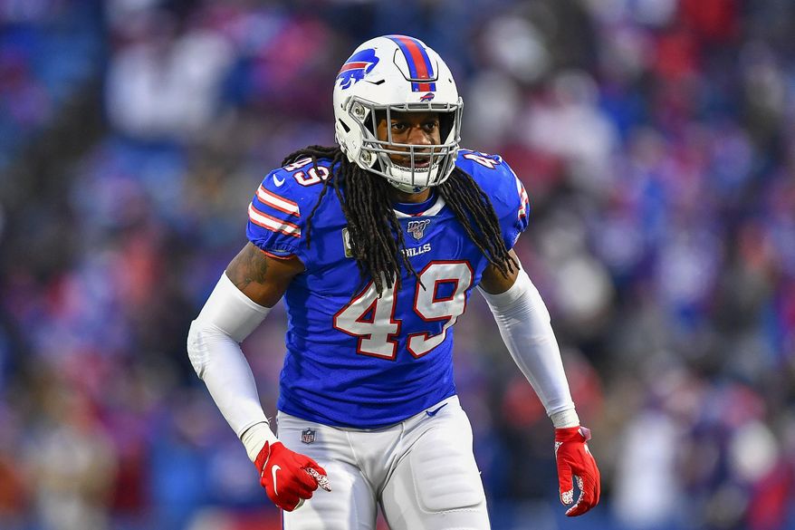 FILE - In this Nov. 24, 2019, file photo, Buffalo Bills middle linebacker Tremaine Edmunds (49) prepares for the snap against the Denver Broncos during the fourth quarter of an NFL football game, in Orchard Park, N.Y.  Ferrell and Felicia Edmunds can&#39;t lose. Nor can they be prouder when the Pittsburgh Steelers host the Buffalo Bills on Sunday night, Dec. 15. It&#39;s a game that will feature all three of the Edmunds&#39; sons _ the Steelers&#39; Terrell and Trey Edmunds and the Bills&#39; Tremaine _ facing off against each other. (AP Photo/Adrian Kraus, File)