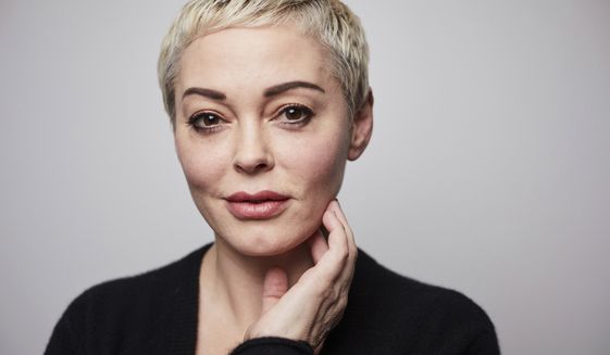 Rose McGowan poses for a portrait in New York on Friday, Jan. 3, 2020.  McGowan&#39;s says her tweet that apologized on behalf of the U.S. to Iran for “disrespecting their flag and people” wasn&#39;t anti-American. Her tweet Friday came after a U.S. airstrike killed Iran&#39;s top general and has been widely criticized. (Photo by Matt Licari/Invision/AP)