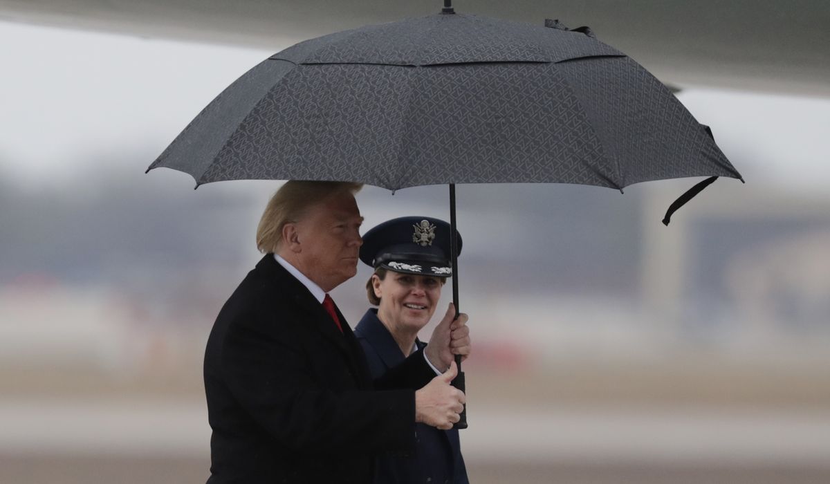 Trump flies to Dover to pay respects to two soldiers killed in Afghanistan