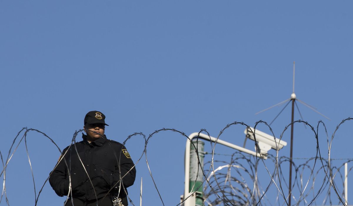 NextImg:Pennsylvania murder suspect escapes prison using bed sheets; considered ‘dangerous’