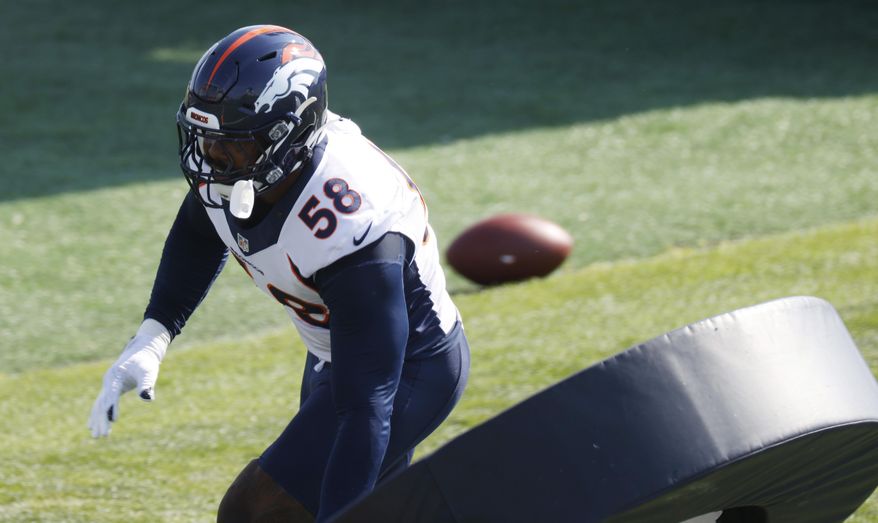 Denver Broncos linebacker Von Miller takes part in drills during an NFL football practice at the team's headquarters Wednesday, Aug. 19, 2020, in Englewood, Colo. (AP Photo/David Zalubowski)