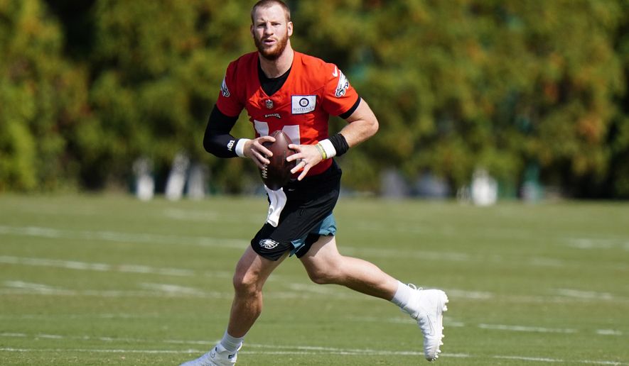 Philadelphia Eagles' Carson Wentz participates in a drill during practice at the NFL football team's training facility, Thursday, Oct. 1, 2020, in Philadelphia. (AP Photo/Matt Slocum, Pool)