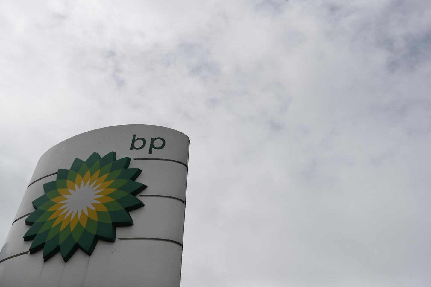Federal investigation into 2022 Ohio refinery explosion finds BP at fault